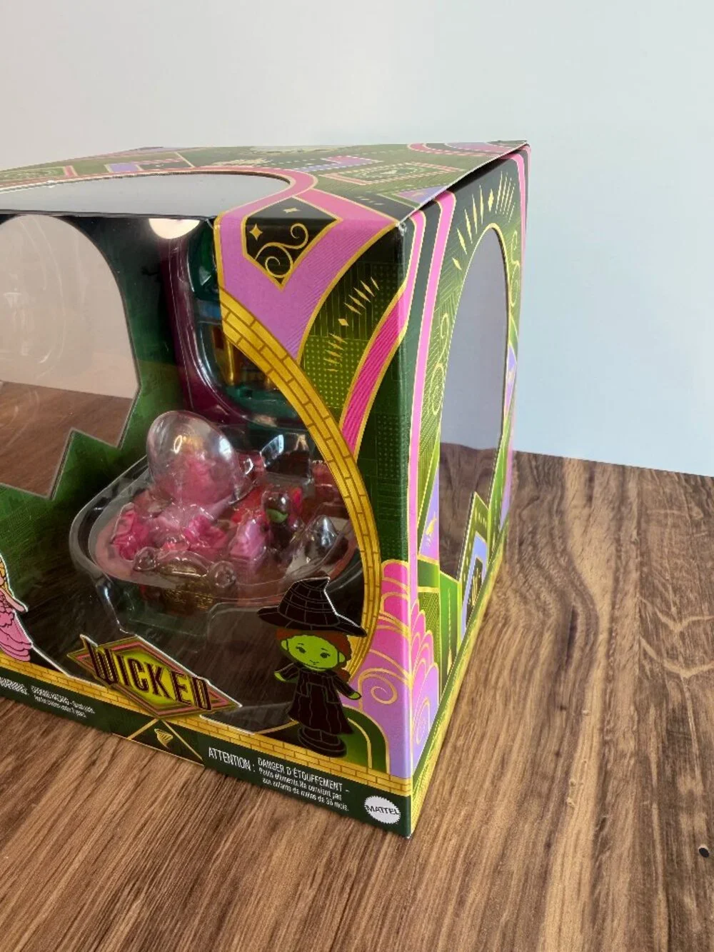 Wicked Polly Pocket - Limited Edition Collectible